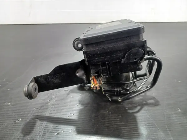 Volvo ABS-pump P31317074 för V40 2 II 2.0 D3 12-16 image 5