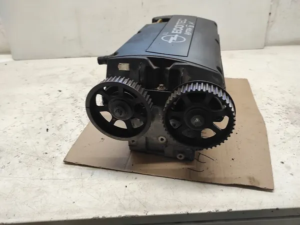 OPEL ASTRA H 3 III 04- 1.6 Cylinder Head 24461591 image 4