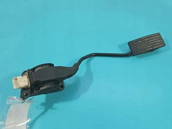 Potentiomètre de pédale d'accélérateur OEM F00C3P2311 image 2