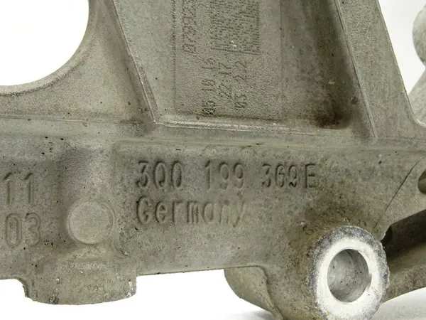 Audi S3 8Y Vorderachsträger OEM 3Q0199369E image 7