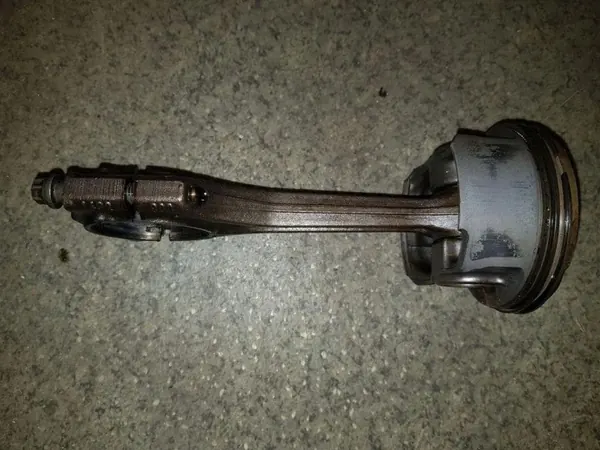 Piston BMW OE pour 3 TOURING (E46) 2.17L 2004 image 2
