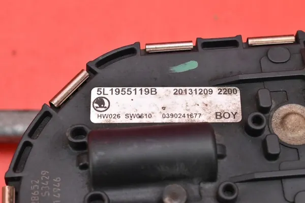 Tuulilasinpyyhkijän mekanismi etu moottori EU 5L1955023A Skoda Yeti 13-18 image 8