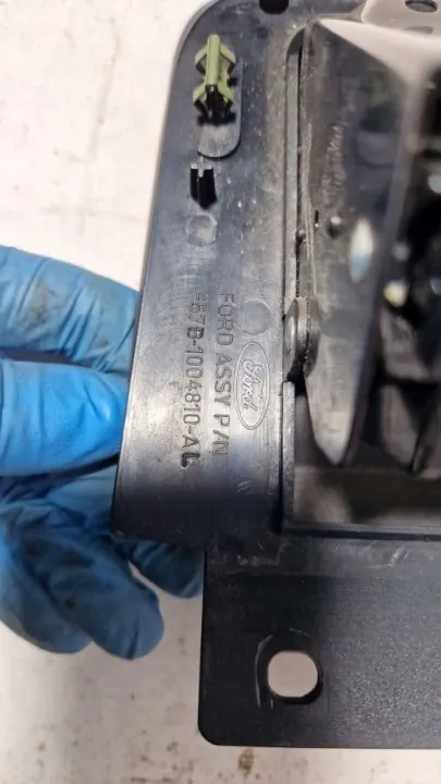 Cinzeiro painel Ford Explorer 2000 OEM F57B1004810A image 8