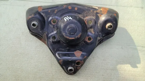 Support amortisseur avant OEM 8D0412391B VW Passat B5 image 2