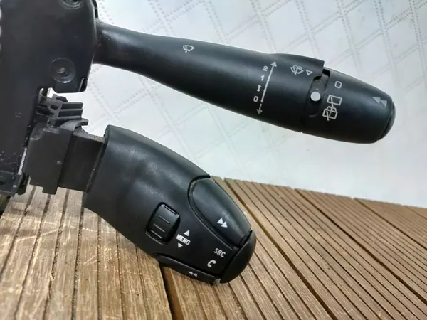 PEUGEOT 308 T7 07-13 Schakelaars 96643945XT OEM image 4