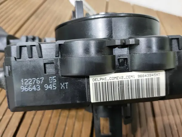 PEUGEOT 308 T7 07-13 Schakelaars 96643945XT OEM image 6