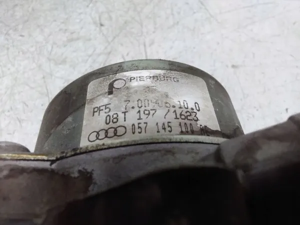 Imupumppu AUDI Q7 (4L) 3.0L Diesel 2008 OEM 700906100 image 2