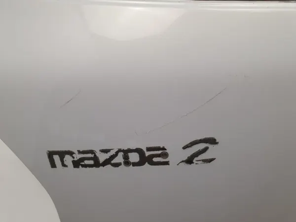 Mazda2 Heckklappe OEM ACR370 - Weiß (2007-2014) image 5