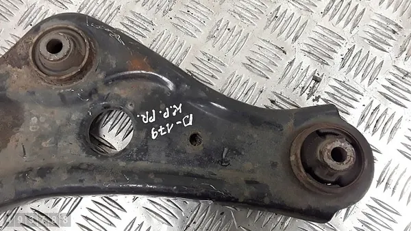 2017 Renault Kadjar Suspension Arm bush04 image 2
