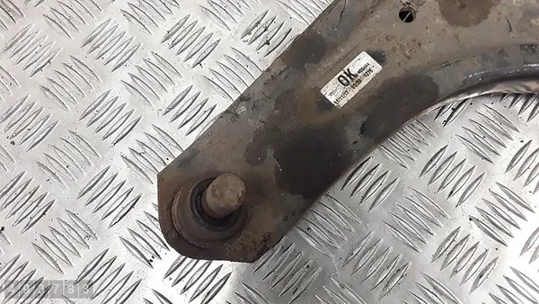 2017 Renault Kadjar Suspension Arm bush04 image 3