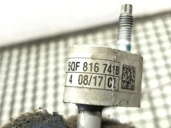 Ilmastointiputki VW Tiguan 2.0 150HV SUV 5QF816741B image 4