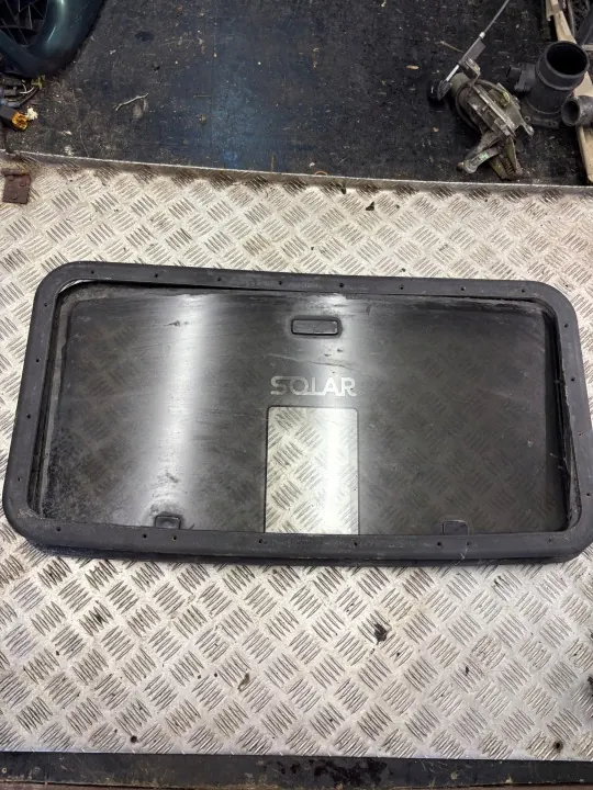 Kattoluukku Nissan Terrano II 2 3D Lyhyt OEM image 2