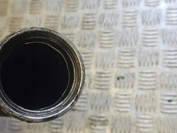 Volkswagen PASSAT B6 Intercooler Schlauch 1K0145832E image 4