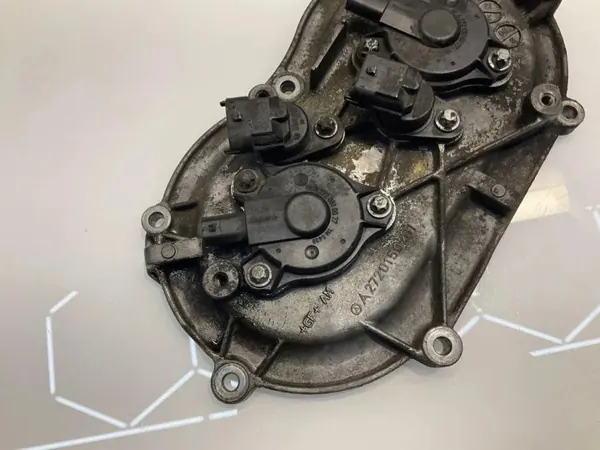 Couvercle de chaîne de distribution OEM A2720150201 Mercedes image 5