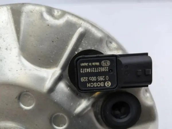 Rembekrachtiger Renault Clio V 2023 - Gebruikt OEM-onderdeel image 5