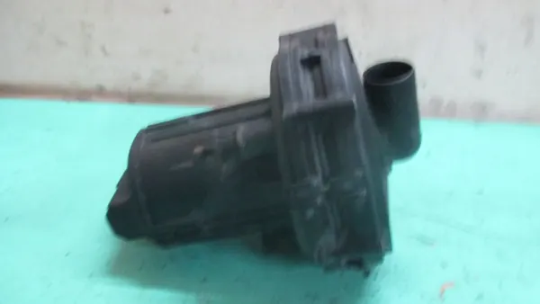 Bomba de ar secundária BMW E38 OEM 1437701 7.22166.45 image 2