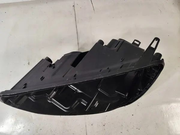VW Touareg II 10- 7P1 Carcaça do Farol Frontal Esquerdo OEM image 2