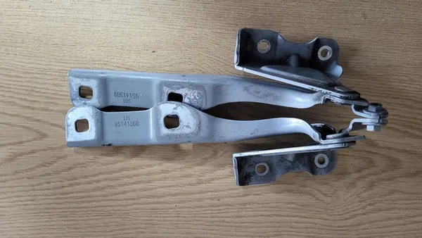 OPEL MOKKA A Hood Hinges Left Right Set 95141368 95141369 image 6