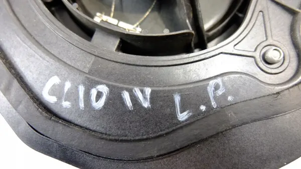 RENAULT CLIO IV Ovi Kaiutin Vasen Etu OEM image 4
