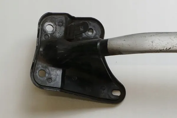 Barre de renfort avant Nissan 350Z image 3