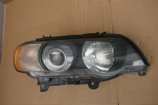 2002 BMW X5 E53 Faro Derecho 15183400 image 4