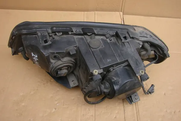 2002 BMW X5 E53 Faro Derecho 15183400 image 9