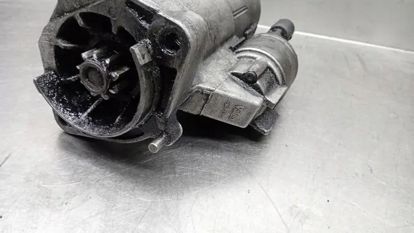 Motor de arranque Volkswagen Passat B5 2.0D 068911024L image 6