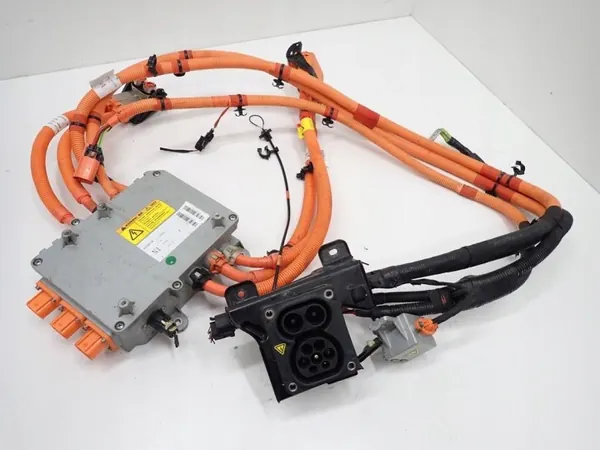 Enchufe de Carga OEM 10572667 MG Inversor Usado image 2