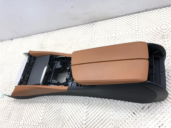Console centrale OEM LORK-389-123346 pour BMW G30 Berline image 3