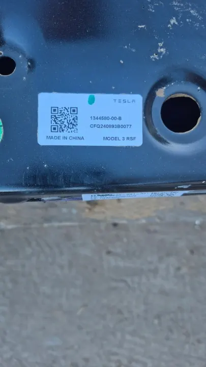 Tesla 3 Highland achterophanging OEM 1344580-00-b image 4