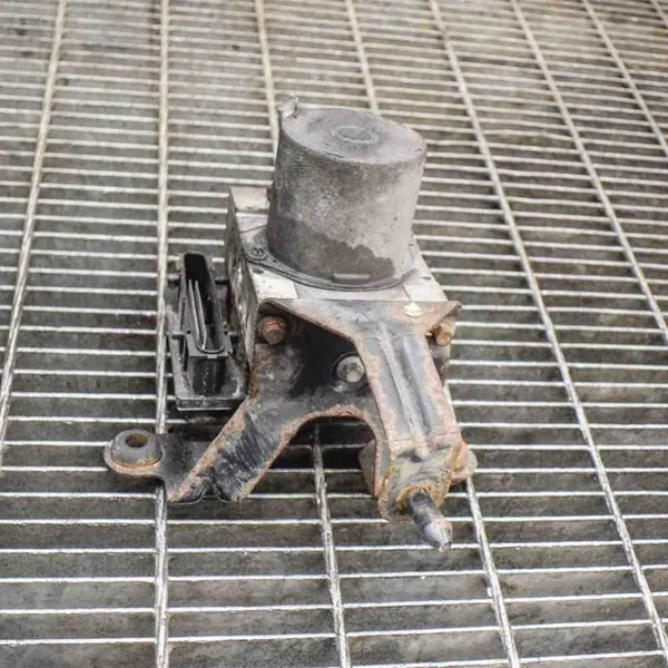 Bomba ABS FORD TRANSIT 2.2L diésel 2012 image 2