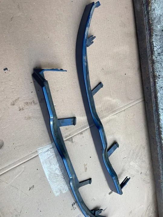 BMW E46 Moldura do Farol Esquerdo 1998-2003 OEM 8208677 image 3