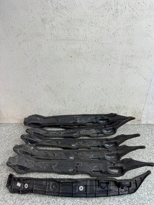 OEM 53828-02250 Linker spatbord Toyota Corolla image 8