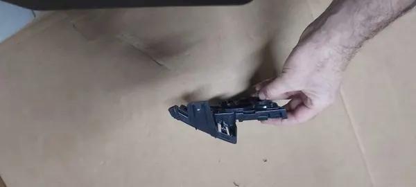 VW TIGUAN II 5NN ALLSPACE Supporto Paraurti Sinistro Posteriore 5NN807393A image 2