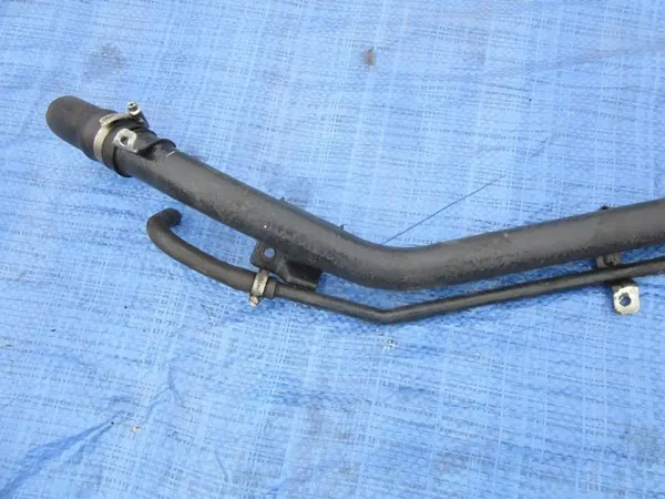 Polttoainetäyttöputki Suzuki Grand Vitara II 1.9D 2007 OEM 4x4OE001994 image 4