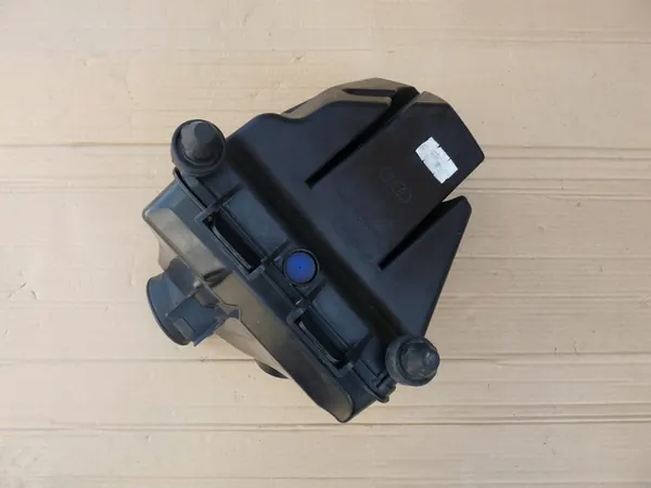 AUDI A6 C6 S6 5.2 FSI Ilmansuodattimen Kotelo Oikea 07L133836AE image 5