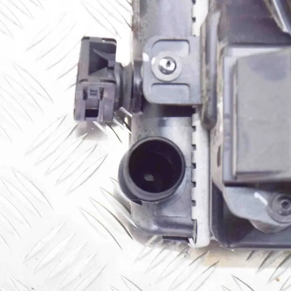Pièce de refroidissement M143131 pour Opel Crossland X image 5