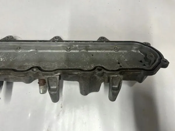 Couvercle de soupape Chevrolet Camaro OEM 12713843 image 8
