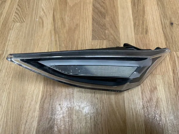 Feu de Gabarit LED Porsche 911 991 Avant Gauche image 2