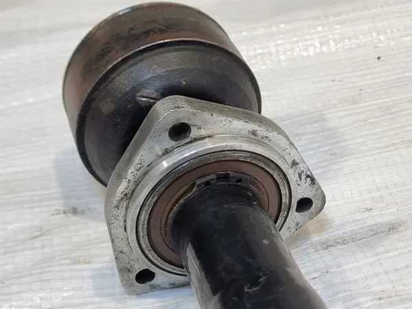 Suporte Semieixo Opel Insignia A 2.0CDTI OEM 9186608 image 4