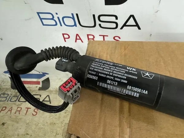 Elektrisk Baklucka Aktuator Jeep Grand Cherokee WK2 OEM image 2