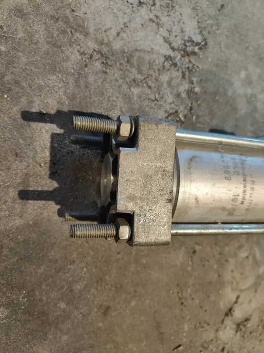 Cylindre Pneumatique ORSTA TGL 42869 63x40 image 2