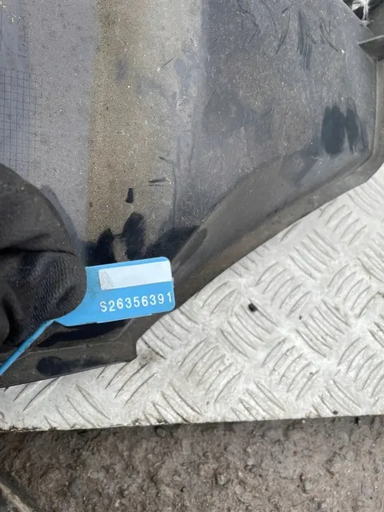 OEM 767480689R Taka-oikea Pyöränkaari Dacia Duster II:lle image 4