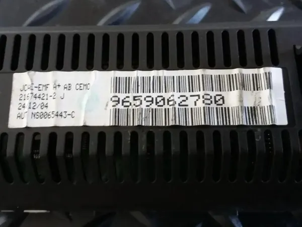 OEM 9659062780 Navigatiescherm voor Citroën C4 I image 3