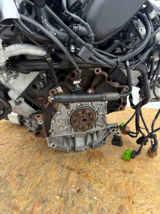 Käytetty 2.8L bensiinimoottori OEM XLV2612 Skoda Superb image 10