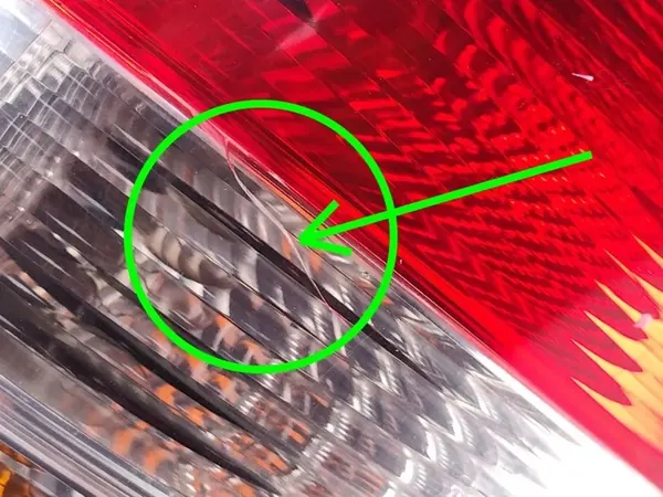 Luz trasera izquierda VW Transporter 2014 Van 2.0 TDI OEM 7H0945095L image 2