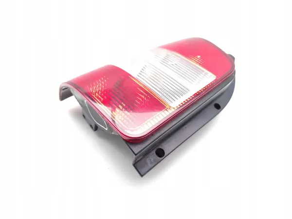 Luz trasera izquierda VW Transporter 2014 Van 2.0 TDI OEM 7H0945095L image 3