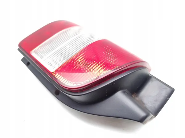 Luz trasera izquierda VW Transporter 2014 Van 2.0 TDI OEM 7H0945095L image 4