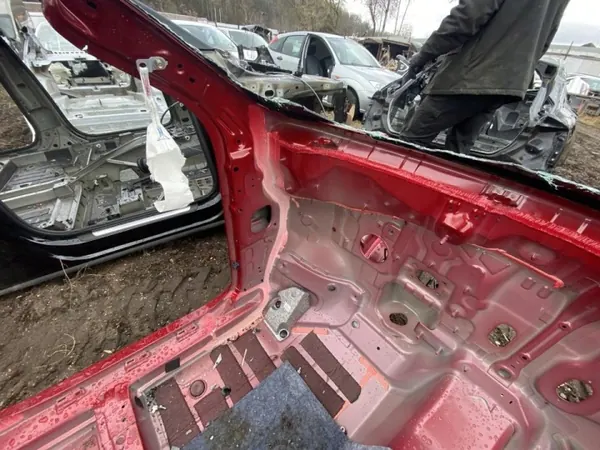 Hyundai Kona II 2024 fram vänster stänkskärm OEM 249876 image 3