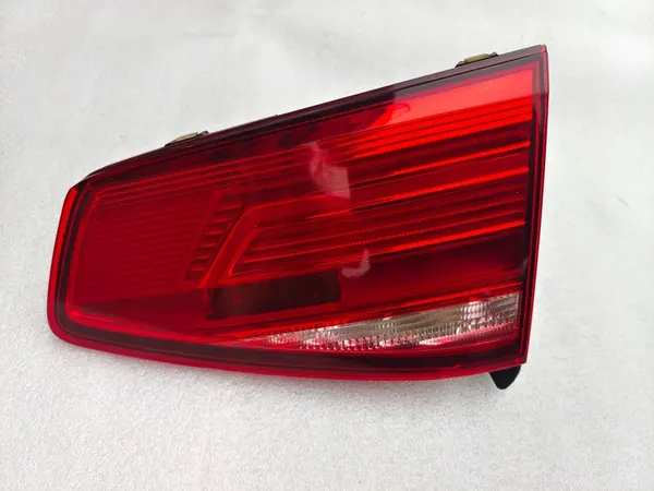 VW Passat B8 Kombi Luz Trasera Derecha + Maletero 3G9945096D image 4